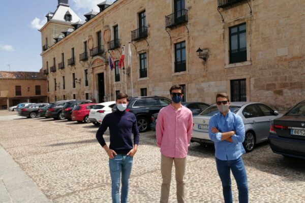 Pablo Atienza, Guillermo García y Sergio Rodríguez visitan Lerma, localidad en la que harán el paseíllo este domingo