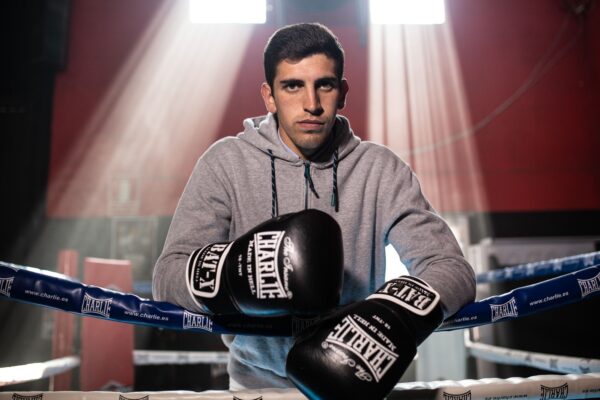 El Melli: «Me enorgullece que me vayan conociendo por la calle, tengo mucha suerte de tener un pueblo que me apoya tanto»