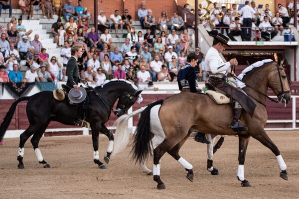 Chinchón acoge la final del I Torneo Manuel Vidrié de toreo a caballo