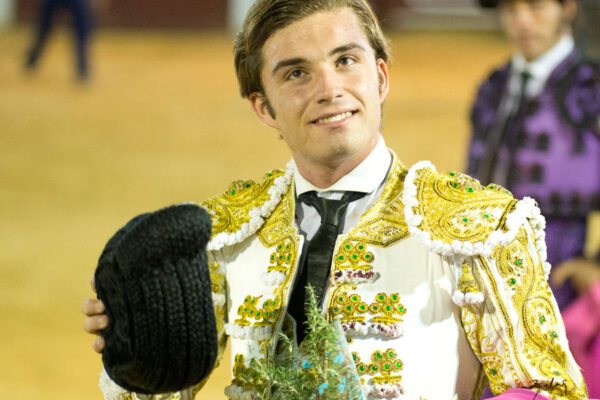 <strong>Víctor Acebo entra por Pablo Maldonado en el inicio de la Liga Nacional de Novilladas </strong>