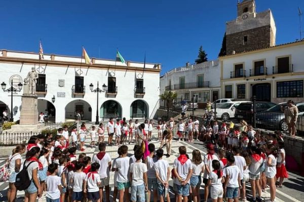 La mañana taurina de «El Mella» con los niños de Barcarrota