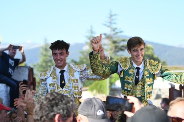 Chicharro y Cirugeda, nombres propios de la final a tres
