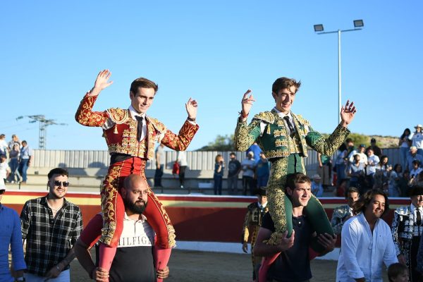 Doble puerta grande en la primera semifinal del Circuito de Madrid