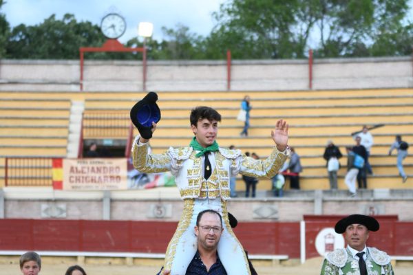 Alejandro Chicharro triunfa en la segunda semifinal del Circuito de Madrid