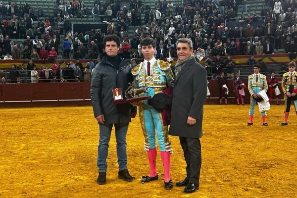 Julio Méndez se alza triunfador de Kilómetro Cero en el Palacio Vistalegre