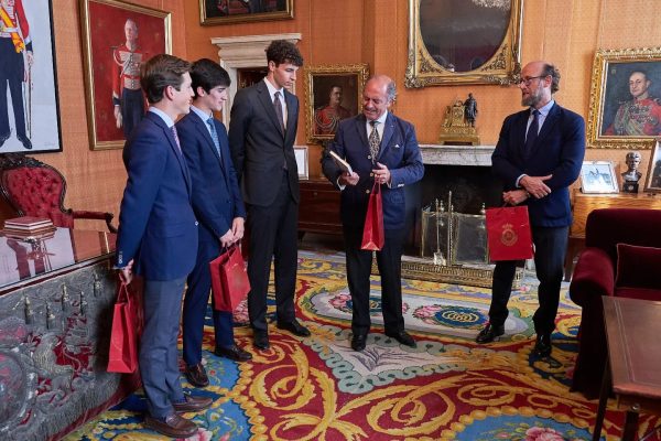 La Real Maestranza de Caballería de Sevilla abre las puertas de su plaza a los finalistas del Circuito