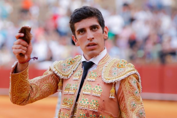 Germán Vidal “El Melli” corta una oreja en La Maestranza