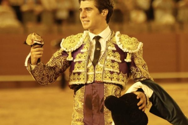 Martín Morilla corta una oreja en la Real Maestranza de Caballería de Sevilla