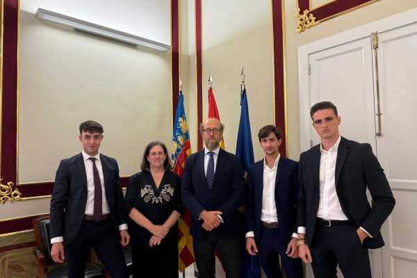 La Generalitat Valenciana recibe a los finalistas del Circuito de Novilladas