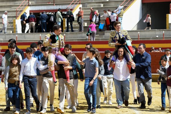 Doble puerta grande en la segunda clasificatoria en El Álamo