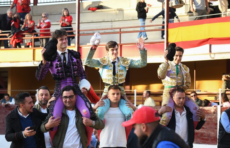 Triple puerta al grande y dos novillos de vuelta al ruedo en la segunda semifinal de Anchuelo