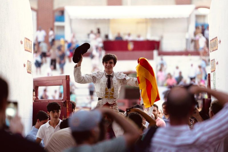 Mario Vilau abre la puerta grande en la última clasificatoria del Circuito Valenciano de Novilladas 2025