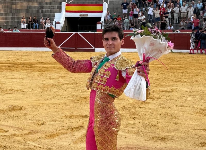 Juan Alberto Torrijos, un novillero de Algemesí que viene a conquistar el Circuito de su ciudad