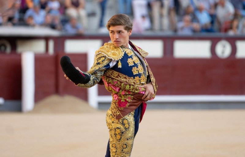 Álvaro Serrano, presentación en Madrid el primero de mayo