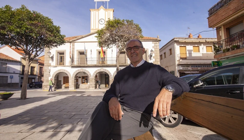 Arturo Varas: “El Circuito es un gran altavoz turístico que llega a toda Castilla y León y El Tiemblo tiene que estar representado”