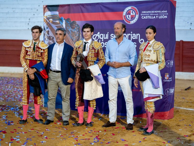 Jorge Oliva y Salvador Herrero, del podio del Circuito de Castilla y León a la feria de Cuéllar