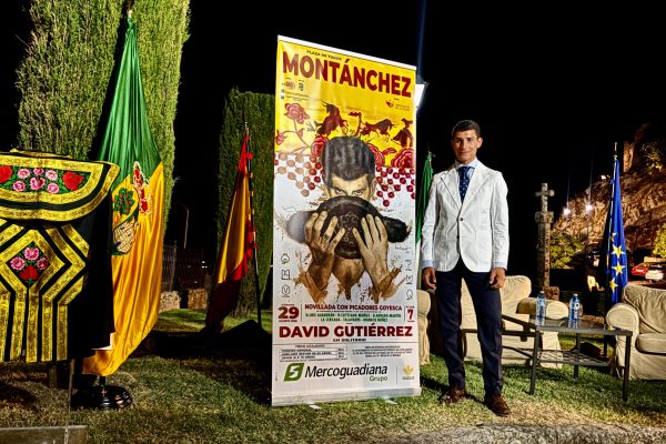 David Gutiérrez desafía su temporada con una encerrona en solitario en Montánchez ante seis ganaderías extremeñas
