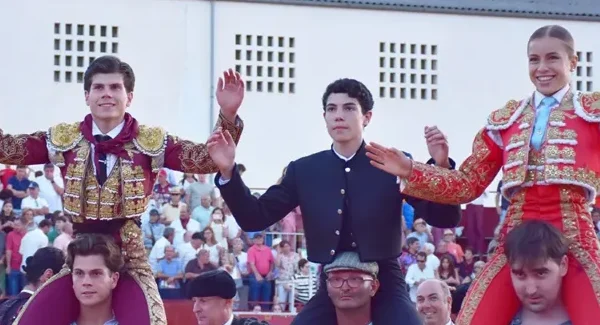 Jorge Oliva se consagra en Cantimpalos con cuatro orejas y dos rabos